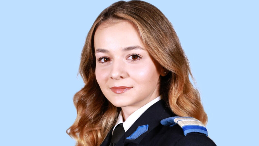 Maria Hulugean, prima admisă la specializarea Managementul Traficului Aerian – Meteorologie din cadrul Academiei Forțelor Aeriene „Henri Coandă” Brașov